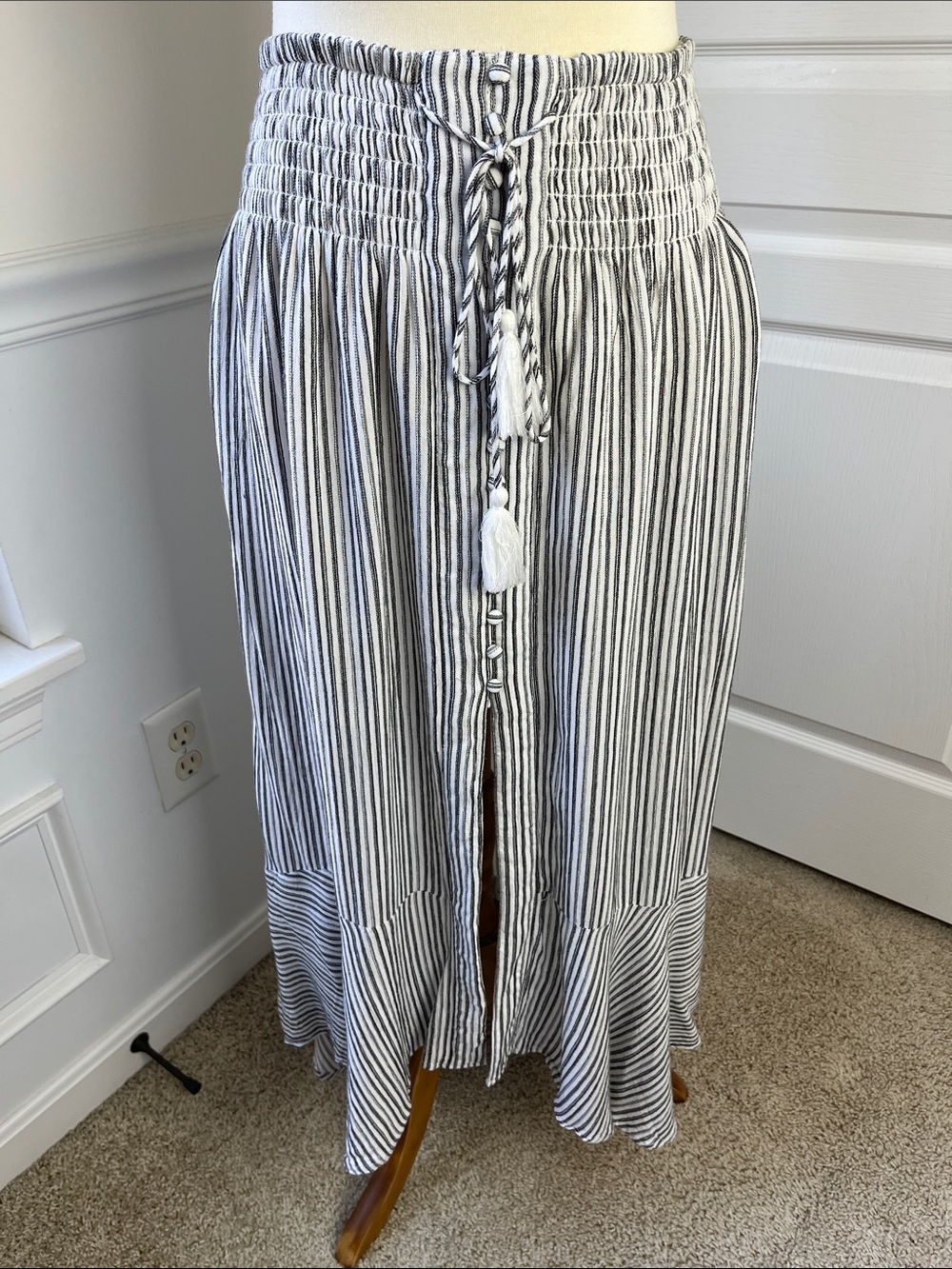 American Eagle Outfitters Black and White Striped Maxi Skirt